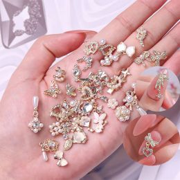 Decals 100pcs Butterfly Nail Charms Bulk Random Alloy Japanese Mixed Bow Tie Moon Heart Nail Diamonds Jewelry Art Deco