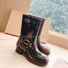 Woman Miui Shoes Boots Harness Belt Buckled Cowhide Leather Biker Knee Boots Chunky Heel Zip Knight Boots Square Toe Ankle for Women Designer Shoes Factory 551