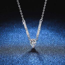 Sier S925 Sterling Necklace Fashion Simple d Colour Moissanite 80 Water Drop Pendant Moissanite Diamond Necklace Collar Chain