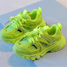 Designer Sneakers for Kids - Breathable Boys and Girls Shoes, Ideal for Spring and Autumn, Youth Casual Trainers, Fashionable Athletic Sneaker for Toddlers Infants T412