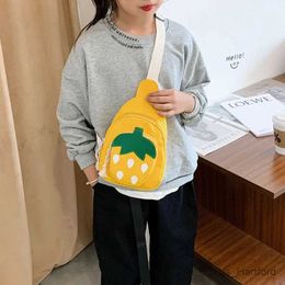 Handbags New Cute Little Strawberry Kids Chest Bags Lovely Friut Girl Boy Backpack Children Chest Pouch Pack Travel Crossbody Bag