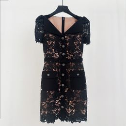 Designer dress with black floral hollowed out lace V-neck flip collar, short sleeved buttocks wrapped, elegant formal dress