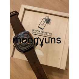 Sevenfriday Watch designer watches SEVENFRIDAY M2/02 mechanical watch. Perfect working condition. Brown/rose gold. high quality