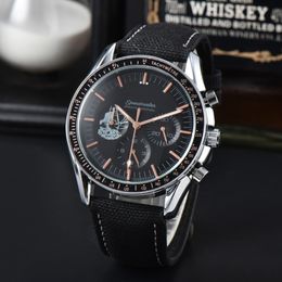 Designer Watch Mens Watch Cartoon analog digital Silicone Strap Women Wristwatches Metal Panel Round Three-Pin Dial Display Calendar fashion luxury watches