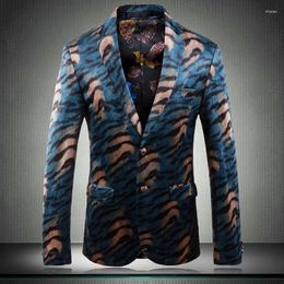 Men's Suits Man Blazer Male British Style Single Breasted Wedding Party Stripe Velvet And Jackets Men Fashion Slim Blazers For