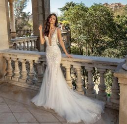 Eleganti Appliques lunghi in pizzo Abiti da sposa a V Mermaid Ivory Tulle Sweep Trein Zipper Back Vestitido de novi Abiti da sposa per donne