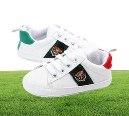 Newborn Baby Boys Girls First Walkers Luxury Designer Kids Toddlers Infant Lace Up PU Sneakers Baby Prewalker Soft Sole White Shoe7343466