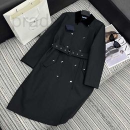 Women's Trench Coats Designer Spring Summer Fashion Handsome and Elegant Wind Lamp Core Plush Flip Collar Double breasted Windbreaker Coat for Women