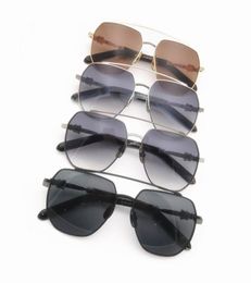 Brand Designer Sunglasses for Men Women Grey Brown Lenses Eyeglasses Metal Polygon Eyewear Anti UV Big Frame Eyeglasses Men039s8947159