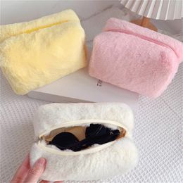 Women Soft Plush Makeup Bag Winter New Fluffy Cosmetic Make Up Storage Bag Case Girls Travel Toiletry Wash Handbag Pencilcase
