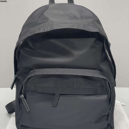 Designer canvas svart ryggsäck stor kapacitet bred axel rem student skolväska metall bokstäver datorväskor p2335