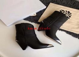 Original Box Paris Runway Isabel Genuine Leather Marant Women Black Lamsy Boots Runway Show Steeltoe Metal Ornament Catwalk Strap9669344