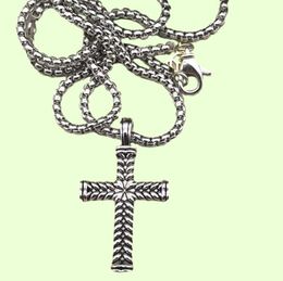 Men Style Chain Necklace Necklaces Pendants Classic Women Diamond Dy Vintage Pendant Hip Jewellery Cross Hop length 50cm9546033