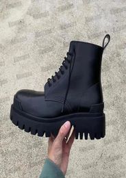 Strike Boots Tractor 20MM Platform Ankle Boot Martin Canvas Leather Lace Up Lever Combat Booies Leather Chelsea Rubber Sole Men Wo8378915