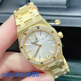 AP Wrist Watch Montre Royal Oak Series Watches Women's Watch 33mm Diameter Quartz Movement Steel White Gold Leisure Men's Luxury Watch 67651BA.ZZ.1261BA.01