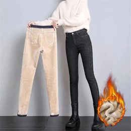 Women's Jeans Thick Velvet Skinny Winter Women Thermal High Waist Warm Plush Stretch Snow Denim Pants Lady Vintage Casual Trousers