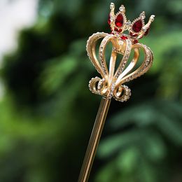 Red Rhinestone Wand King Queen Scepter Crystal Pageant Costume Props Party Handheld Fairy Sticks Gold Color Crowns Jewelry