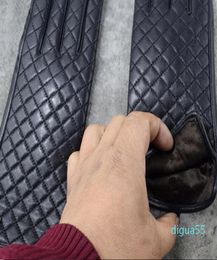 fashion Five Fingers Gloves Women winter Diamond lattice rabbit soft warm sheepskin Sexy drive Locomotive rider1851920