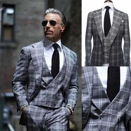 Classic Men Suits Plaid Pattern Design Luxury 3 Piece Jacket Pants Vest Single Breasted Notch Lapel Elegant Costume Slim Fit 240412