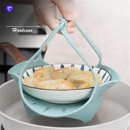 Double Boilers Steamer Basket Heat-resistant Steamed Bun Multifunctional Handle Hook Design Non-stick Silica Gel Steamers Kitchen Steam Tray