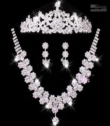 Charming Bridal Jewellery Sets Wedding Accessories Three Pieces Handmade Crystal Rhinestone Shiny Bridal Tiaras Necklace Earrings Ch8492644