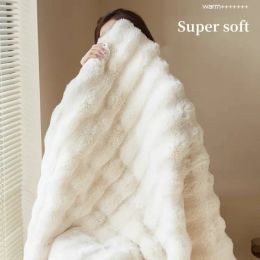 Tuscan Fuax Rabbit Fur Blanket Winter Warmth High Quality Plush Blanket Bed Luxury Bubble Plaid Sofa Cover Flannel Throw Blanket
