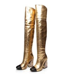 Золотые бедро высокие ботинки Crystal Long Boot Подличный кожаный рыцарь -сапоги высокий коренастый каблук на коленях обувь женщина 2320596