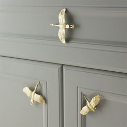 Goose Brass Cabinet Door Knobs Gold Crane Drawer Pulls Home Decor Dresser Knobs Kitchen Pulls Bird Closet Door Handles Hardware