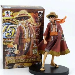 Comics Heroes 17cm Anime One Piece Monkey D Luffy The Red Cloak PVC Action Figure 15th Anniversary Collectible Model Toys for Kids Gift 240413