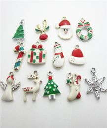 100pcs Mix Random Designs Christmas charms Dangle Hanging Charms DIY Bracelet Necklace Jewellery Accessory Floating Charms3436535