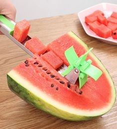 Windmill Watermelon Cutting Stainless Steel Knife Corer Tongs Fruit Vegetable Tools Watermelon Slicer Cutter Kitchen Gadgets9472407