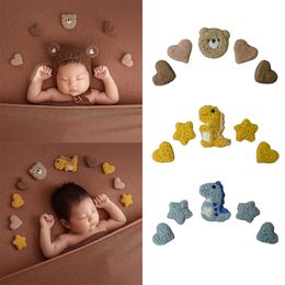 5Pcs/Set DIY Handmade Baby Wool Felt Dinosaur Love Heart Home Party Decorations Newborn Infant Photography Props