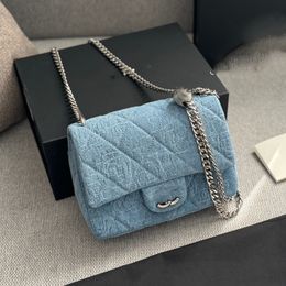 23p Camellia Denim Bag Design Bag Womens Shoulder Bag Silver Hardware Metal Cc Buckle Luxury Handbag Adjustable Love Buckle Crossbody Bag Makeup Bags Wallet 19cm