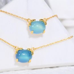 Blue natural blue agate Klein blue light luxury versatile high-end 925 silver necklace