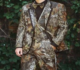 Fashion Camouflage Men 3 Piece Suit Wedding Tuxedos Groom Tuxedos Notch Lapel Two Button Men Dinner Prom BlazerJacketPantsTieV6494421