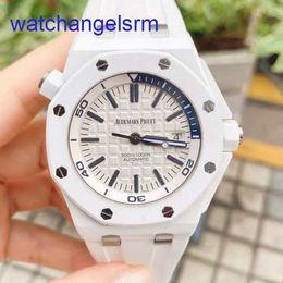 AP Crystal Wrist Watch Royal Oak Offshore Series 15707CB White Ceramic White Plate Quarter Blue Mens Fashion Leisure Business Sports Machinery Watch