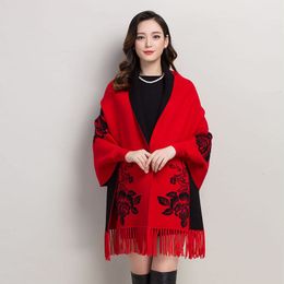 Women Long-sleeved Cardigan Thick High-end Warm Cloak Sweater Poncho Female Autumn Tassel Knitted Shawl Womens Winter Coats E594