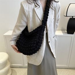 Quilted Padded Crossbody Bag for Women Pleated Bubbles Cloud Shoulder Bags Large Ruched Bucket Tote Bag for Women Handbags 2023
