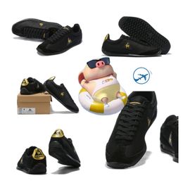 2024 Designer Shoes Sneakers Casual shoes Women Men Running Shoes 36-44 size white yellow free shipping GAI