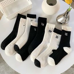 Socks & Hosiery Net Red Embroidered Letter c Sock Children's Middle Tube Autumn Winter Black White Stitching Korean Ins Wool Stockings