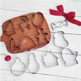 Baking Moulds 12PC Christmas Cookie Mould Gingerbread Man/Tree/Snowflake Sainless Steel Biscuit Cutters For DIY Supplies