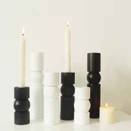 Candle Holders Fashion Wooden Crafts Italian Minimalist Black White Candlestick Geometric Ornament Exquisite Table Home Decora