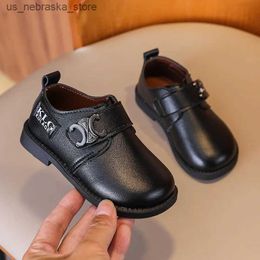 Sneakers Baby Boys Casual Shoes Flats Kids Leather Shoes for Wedding Party British Style Metal Buckle Classic Black Brown Child Sneakers Q240412