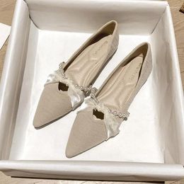 Casual Shoes High Quality Pointed Women Spring Summer Designer Pearl Shallow Cut Flats Versatile Large Size 34-43
