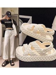 Dress Shoes 2024 Platform Sole Hollow Open Toe Women's Sandals Summer Fashion Casual Elegant And Comfortable Running