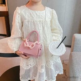 Handbags Fashion Chain Childrens Coin Purse Small Square Bag Candy Colour Girls Simple Mini Shoulder Bags Sweet Lovely Handbag for Kids