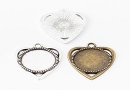 40pcs 3025MM Fit 18MM Antique heart cabochon setting round blank pendant base Silver color cameo stamping tray bezel jewelry7078767
