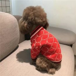 Winter Luxury Designer Dog Apparel Cat Clothes Cute Puppy Sweaters Christmas Letters Luxury Dogs Clothing Hoodies Pets Coats Cloth Dog Knitting French Bulldog