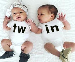 Family Matching Clothing Newborn Baby Boys Girls Bodysuit TWIN Letters Printed Short Sleeve Bodysuit Tops Outfits For Baby9766537