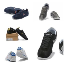 Designer Shoes Sneakers Casual shoes Women Men Running Shoes 36-44 black white blue yellow free shipping GAI Sports Sneakers